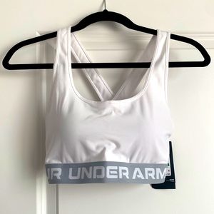 Women’s Under Armour Sports Bra - Size L - NWT